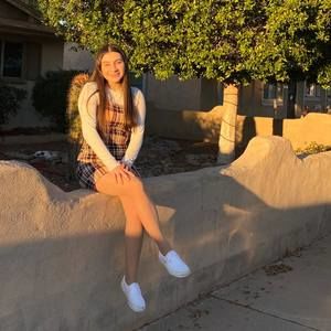 Meet your Posher, Adriana